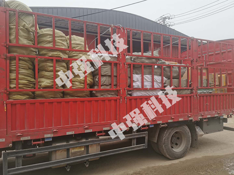 注漿封孔器+管件+球閥裝置，滿滿一大車發(fā)往山西太原
